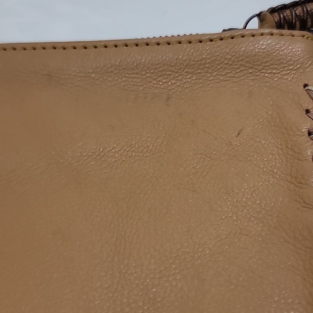 Calista Maxi Pochette In Tan - Picture 4 of 10